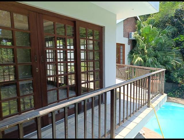 3 BEDROOM HOUSE FOR SALE IN COWIES HILL